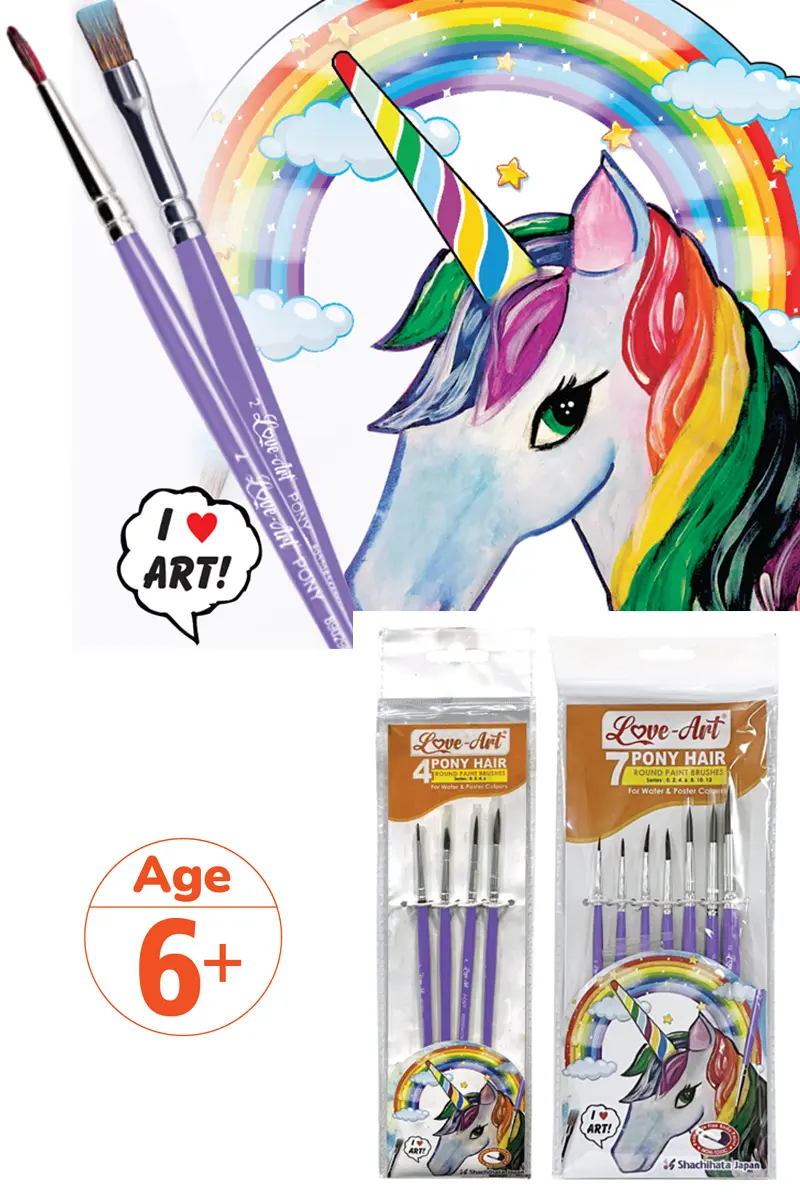 Pony hair paint brush set with soft hair and wooden handle.